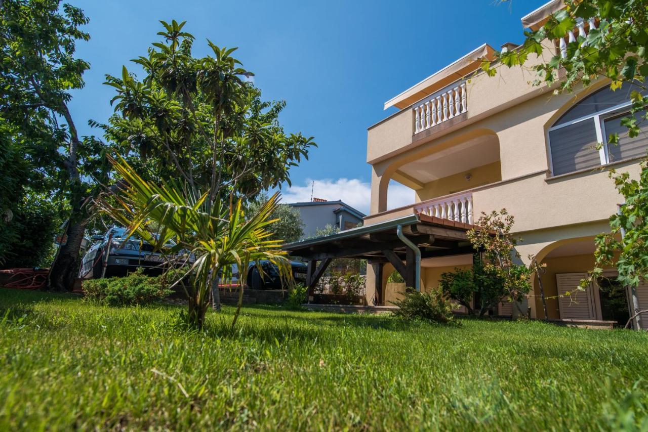 Apartments Bogdanic Krk I Krk Town Esterno foto