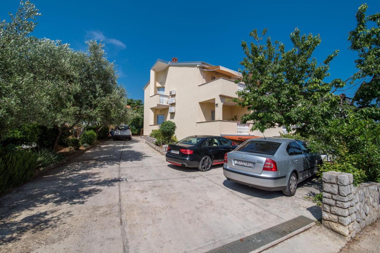 Apartments Bogdanic Krk I Krk Town Esterno foto